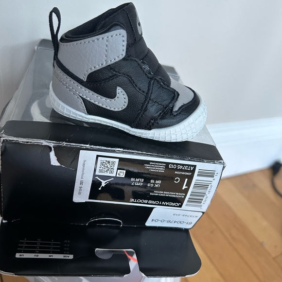 toddler shoes - Picture 3 of 3